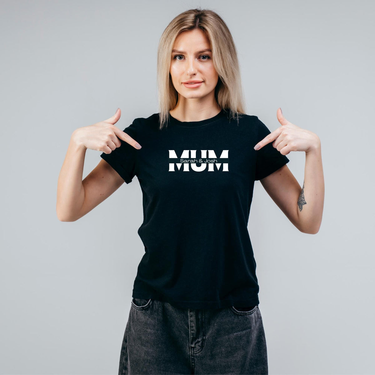 Personalised Mom Shirt with Kids Name, Custom Mom Shirt, Kids Name Shirt, Custom Mom Gift, Mother's Day Shirt, Shirts for Mum, Gift for Mom